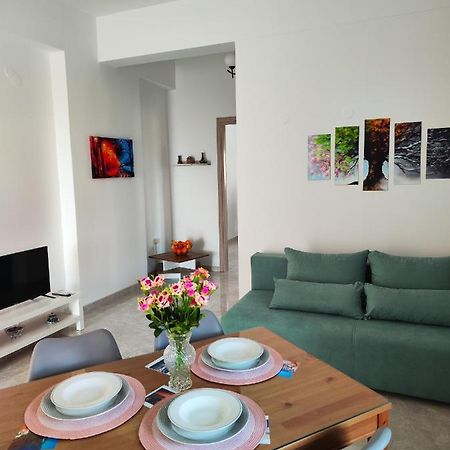 Oasis Apartments Περίσσα Εξωτερικό φωτογραφία