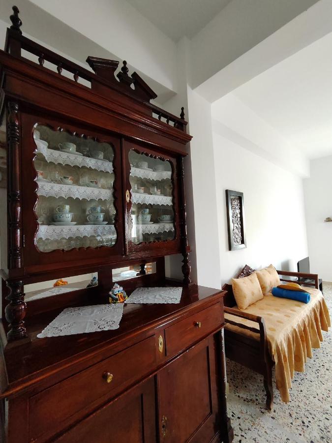 Oasis Apartments Περίσσα Εξωτερικό φωτογραφία