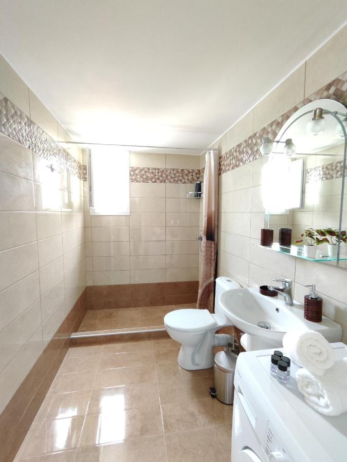 Oasis Apartments Περίσσα Εξωτερικό φωτογραφία