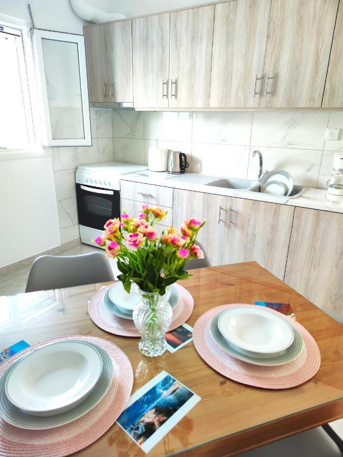 Oasis Apartments Περίσσα Εξωτερικό φωτογραφία